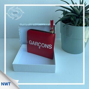 Comme des Garcons - Men's Huge-Logo Leather Zip Wallet in RED